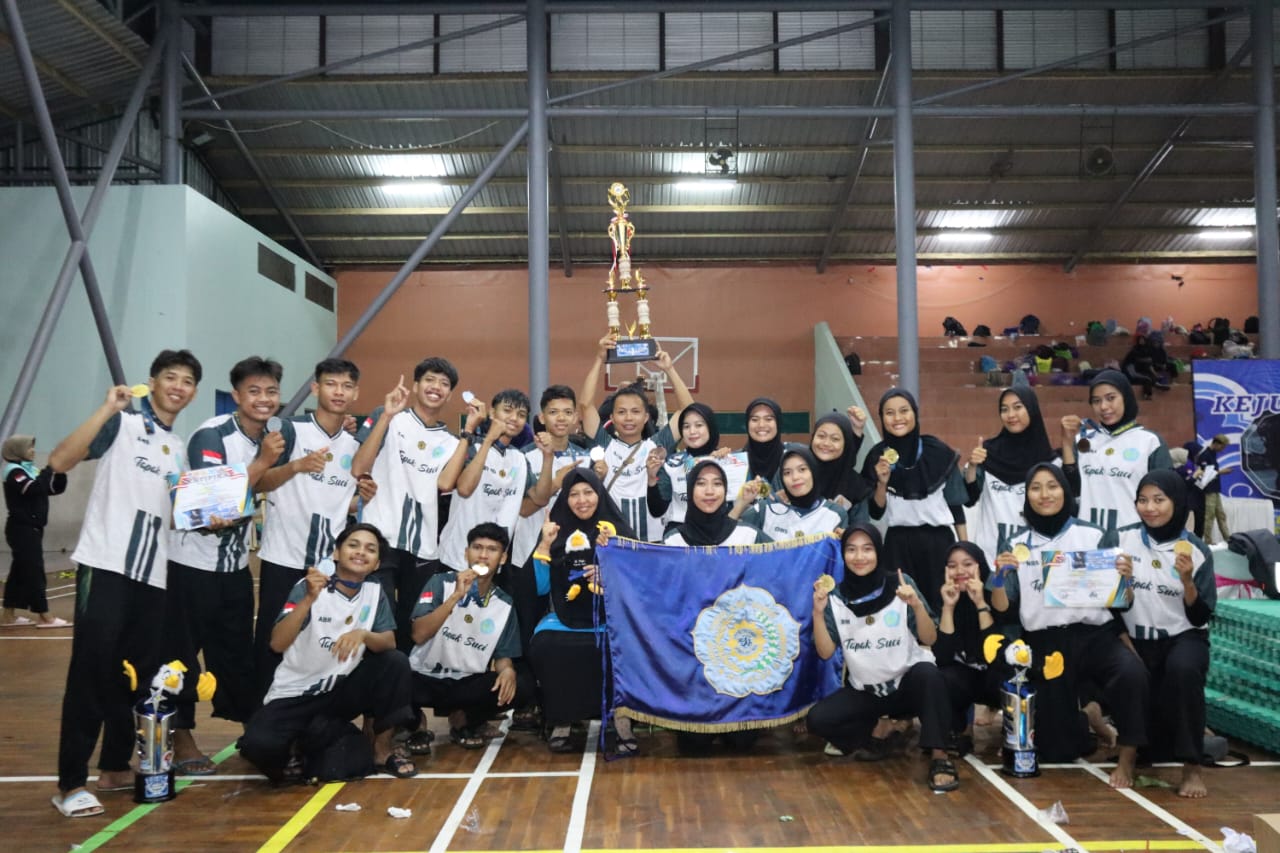 $prestasi->judul